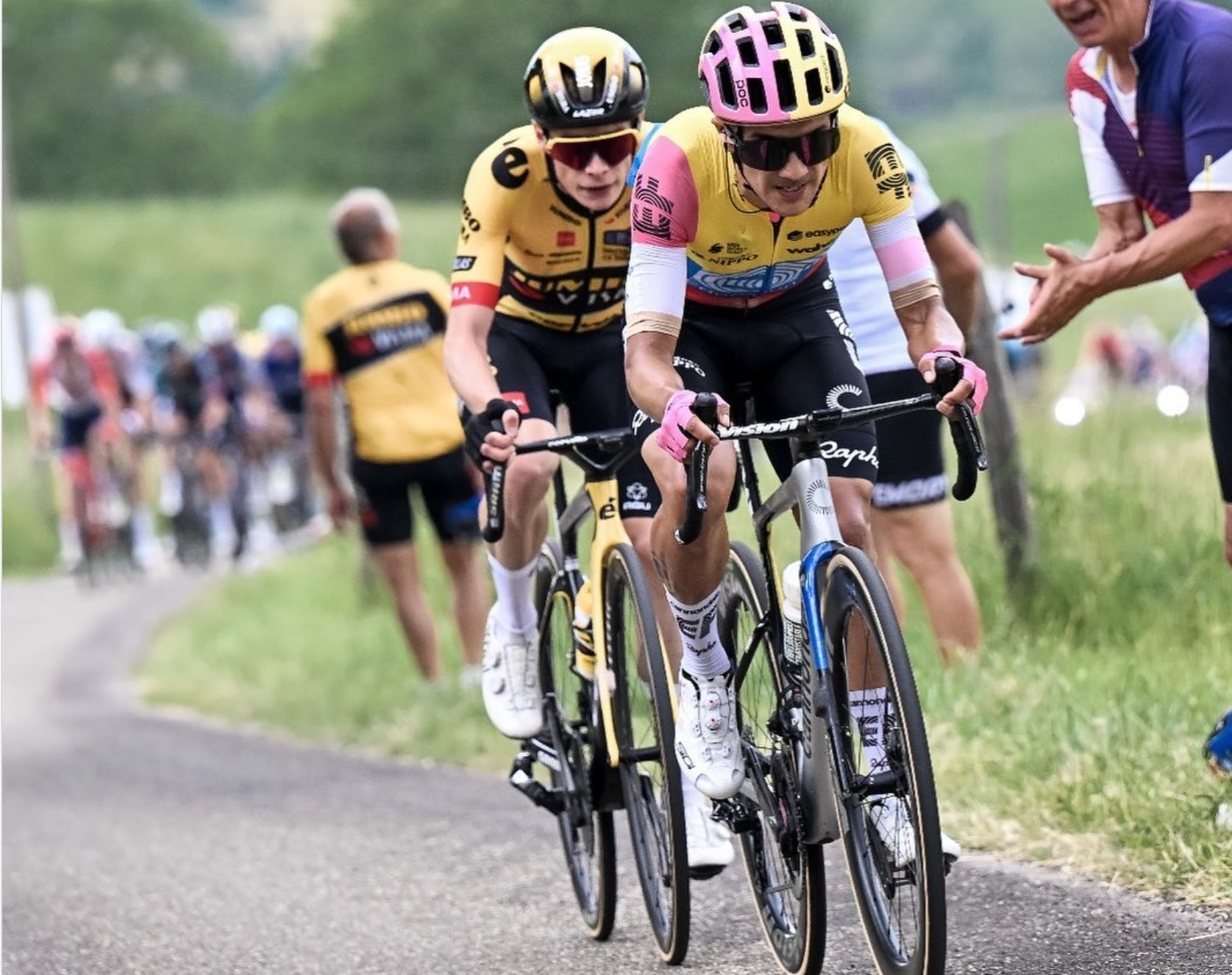 ¿Cómo le irá Carapaz en el Tour de Francia? La Inteligencia Artificial responde